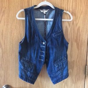CAbi Jean Vest